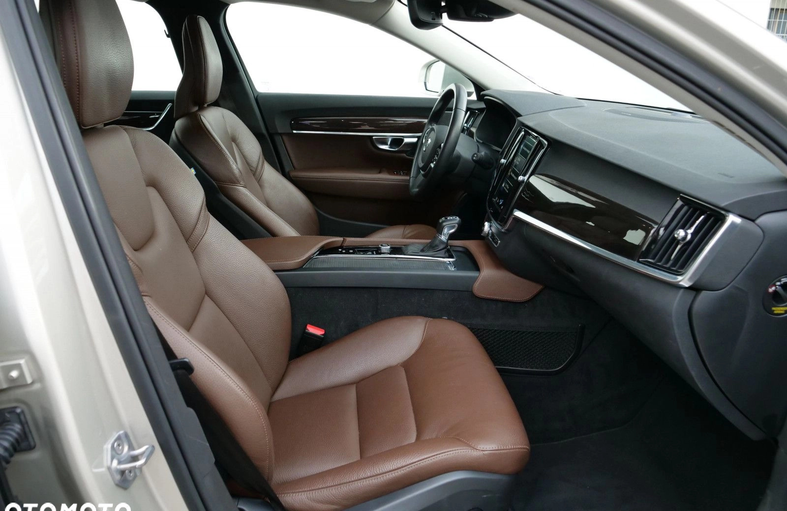 Volvo V90 cena 95900 przebieg: 182660, rok produkcji 2018 z Jasień małe 596
